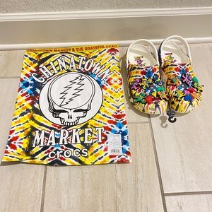 Chinatown crocs